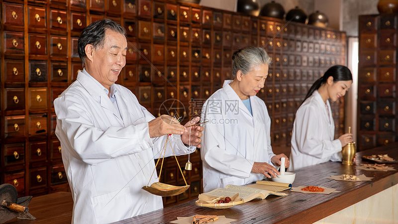 足疗师行业：收入真相与职业发展解析**